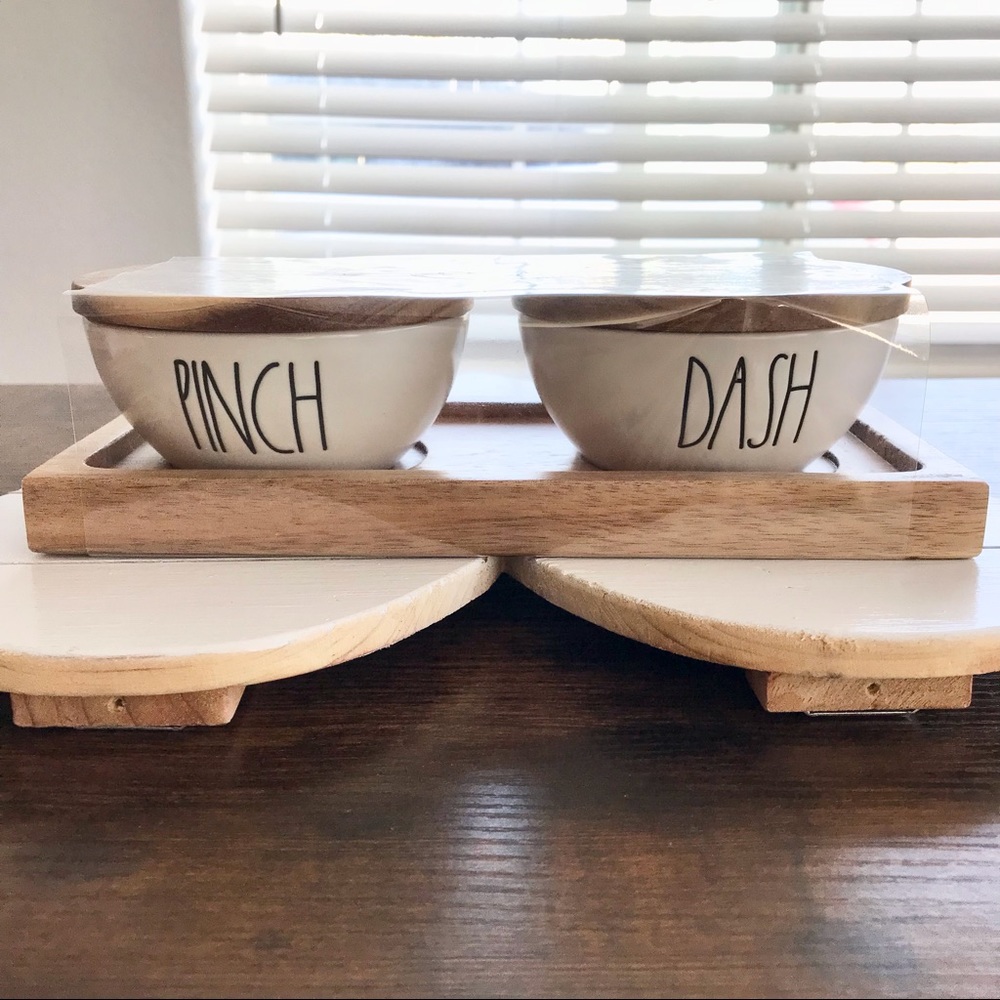 Rae Dunn Pinch and Dash Spice Storage